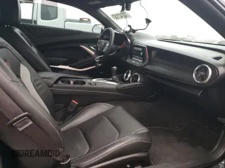 2017 Chevrolet Camaro 2SS with VIN 1G1FG1R73H0176329, listed as a Copart auction lot 73242152 with 23,871 mi miles. Bid and sale history available at carsss.com. Image 5.