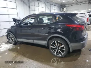 2017 Nissan Rogue SL with VIN JN1BJ1CR2HW122750, listed as a Copart auction lot 45503975 with 64,582 mi miles and Salvage Title. Bid and sale history available at DreamBid. Image 2.