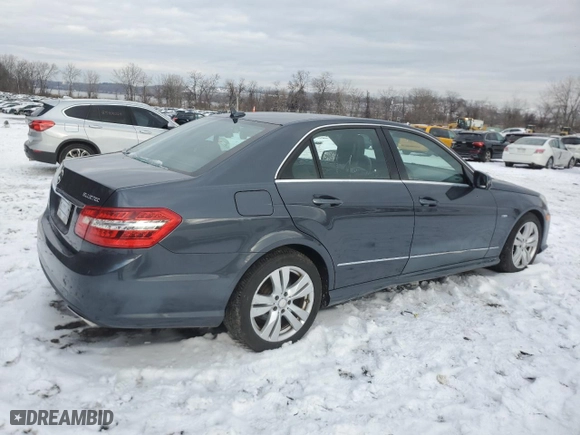 2012 Mercedes-Benz E-Class E 350 Luxury BlueTEC with VIN WDDHF2EB6CA539735, listed as a Copart auction lot 86478854 with 174,713 mi miles and Salvage Title. Bid and sale history available at carsss.com. Image 3.