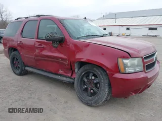 2007 Chevrolet Tahoe LT z VIN 1GNFK13087R189001, wystawiony jako IAAI lot #41833531 z przebiegiem 213 173 mil mil oraz . Historia ofert i sprzedaży dostępna na DreamBid. Obrazek 1.