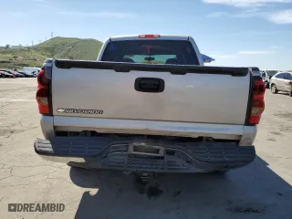 2006 Chevrolet Silverado 1500 LT2 with VIN 2GCEC13Z061314242, listed as a Copart auction lot 50217745 with 235,033 mi miles and Salvage Title. Bid and sale history available at carsss.com. Image 6.