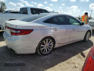 2013 Hyundai Azera with VIN KMHFH4JG3DA215115, listed as a Copart auction lot 75914224 with Not Provided miles and Salvage Title. Bid and sale history available at carsss.com. Image 3.
