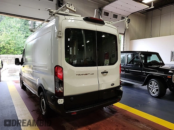 2019 Ford Transit z VIN 1FTYR2CM9KKA10603, wystawiony jako IAAI lot #42785517 z przebiegiem 116 663 mil mil oraz . Historia ofert i sprzedaży dostępna na DreamBid. Obrazek 27.