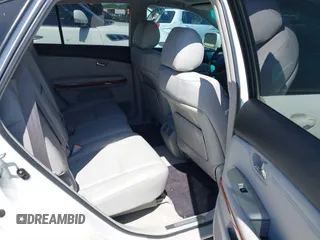 2007 Lexus RX 350 z VIN 2T2GK31UX7C018836, wystawiony jako IAAI lot #42237775 z przebiegiem 182 114 mil mil oraz . Historia ofert i sprzedaży dostępna na DreamBid. Obrazek 8.