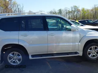2007 Lexus GX with VIN JTJBT20X570144529, listed as a IAAI auction lot 42035412 with 265,886 mi miles. Bid and sale history available at carsss.com. Image 13.
