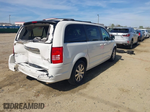 2009 Chrysler Town & Country Touring with VIN 2A8HR54X89R642118, listed as a IAAI auction lot 41844247 with 161,651 mi miles and . Bid and sale history available at DreamBid. Image 4.