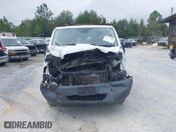 2016 Ford Transit Cargo z VIN 1FTYE1YMXGKB48964, wystawiony jako IAAI lot #41227860 z przebiegiem Nie podano mil oraz . Historia ofert i sprzedaży dostępna na DreamBid. Obrazek 13.