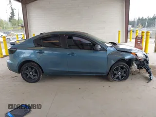 2010 Mazda 3 i Sport with VIN JM1BL1SG9A1113229, listed as a IAAI auction lot 42140918 with 155,040 mi miles and . Bid and sale history available at carsss.com. Image 14.