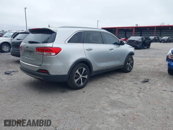 2016 Kia Sorento EX with VIN 5XYPH4A55GG041740, listed as a IAAI auction lot 41555876 with 166,255 mi miles. Bid and sale history available at carsss.com. Image 4.