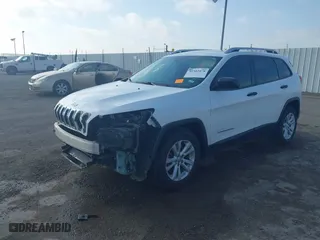 2015 Jeep Cherokee Sport with VIN 1C4PJLAB1FW628314, listed as a IAAI auction lot 41502070 with 182,605 mi miles. Bid and sale history available at carsss.com. Image 18.