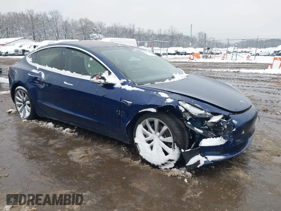 2018 Tesla Model 3 Long Range Battery z VIN 5YJ3E1EA5JF006370, wystawiony jako IAAI lot #41565266 z przebiegiem 55 376 mil mil oraz . Historia ofert i sprzedaży dostępna na DreamBid. Obrazek 1.