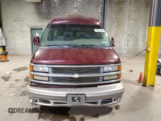 2002 Chevrolet Express with VIN 1GBFG15R921215686, listed as a Copart auction lot 75614424 with Not Provided miles and Salvage Title. Bid and sale history available at carsss.com. Image 5.