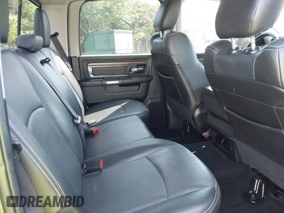 2016 Ram 1500 Laramie z VIN 1C6RR7NT4GS397534, wystawiony jako IAAI lot #42159199 z przebiegiem 120 322 mil mil oraz . Historia ofert i sprzedaży dostępna na DreamBid. Obrazek 8.