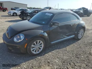 2018 Volkswagen Beetle S with VIN 3VWFD7AT1JM726297, listed as a Copart auction lot 70213214 with 111,528 mi miles and Salvage Title. Bid and sale history available at carsss.com. Image 1.