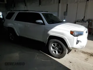 2014 Toyota 4Runner Limited with VIN JTEBU5JRXE5164742, listed as a Copart auction lot 52382975 with 161,392 mi miles and Salvage Title. Bid and sale history available at DreamBid. Image 4.