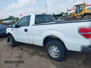 2013 Ford F-150 XL с VIN 1FTMF1CM9DKD55134, выставлен на аукционе IAAI как лот 42376923 с пробегом 74 237 миль миль и . История ставок и продаж доступна на DreamBid. Изображение 15.
