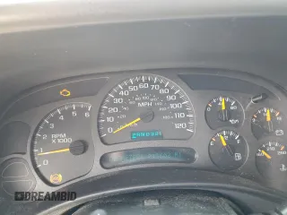 2004 Chevrolet Tahoe LT with VIN 1GNEC13Z14R191384, listed as a Copart auction lot 51371855 with 213,802 mi miles and Salvage title. Bid and sale history available at DreamBid. Image 9.