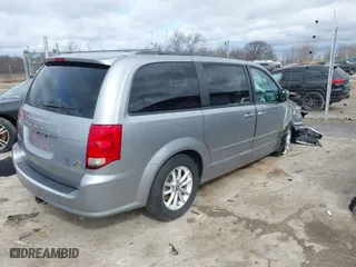 2016 Dodge Grand Caravan SXT Plus with VIN 2C4RDGCG1GR321932, listed as a IAAI auction lot 41947032 with 149,536 mi miles. Bid and sale history available at carsss.com. Image 4.