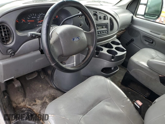 2007 Ford Econoline Cargo Commercial with VIN 1FTNE14W37DA27868, listed as a Copart auction lot 54348015 with 170,588 mi miles and Clean Title. Bid and sale history available at DreamBid. Image 8.