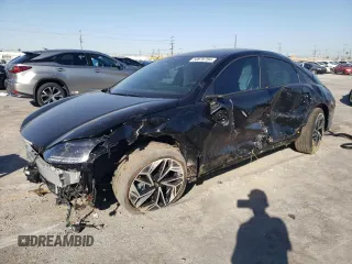 2024 Hyundai Ioniq 6 SEL z VIN KMHM34AA4RA059272, wystawiony jako Copart lot #50676784 z przebiegiem 6224 mil mil oraz Szkoda całkowita • Salvage title. Historia ofert i sprzedaży dostępna na DreamBid. Obrazek 1.