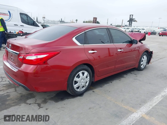 2016 Nissan Altima S with VIN 1N4AL3AP0GN379075, listed as a IAAI auction lot 41874862 with 80,246 mi miles and . Bid and sale history available at carsss.com. Image 4.