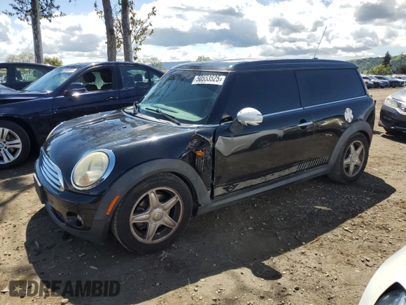 2010 MINI Clubman z VIN WMWML3C59ATX37695, wystawiony jako Copart lot #50553525 z przebiegiem 122 247 mil mil oraz Szkoda całkowita • Salvage title. Historia ofert i sprzedaży dostępna na DreamBid. Obrazek 1.