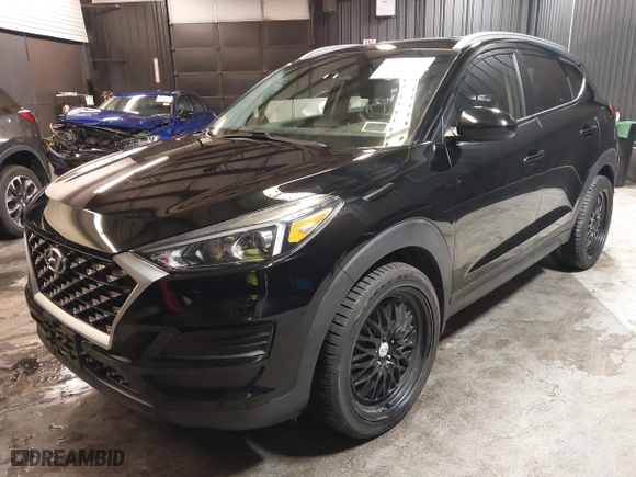 2019 Hyundai Tucson Value with VIN KM8J3CA46KU928210, listed as a IAAI auction lot 41855337 with 36,498 mi miles. Bid and sale history available at carsss.com. Image 18.