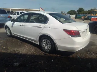2008 Honda Accord LX z VIN 1HGCP26338A046922, wystawiony jako IAAI lot #42101703 z przebiegiem 280 000 mil mil oraz . Historia ofert i sprzedaży dostępna na DreamBid. Obrazek 3.