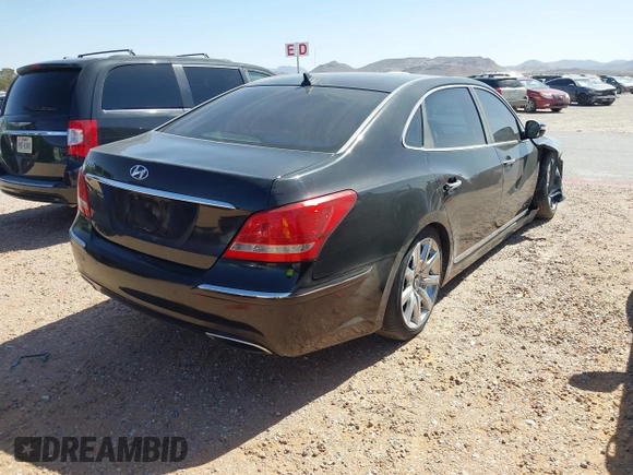 2013 Hyundai Equus Signature with VIN KMHGH4JH0DU059580, listed as a IAAI auction lot 41993494 with 89,403 mi miles and . Bid and sale history available at DreamBid. Image 4.
