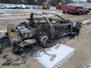 1987 Chevrolet Corvette with VIN 1G1YY2180H5113000, listed as a Copart auction lot 83015414 with 0 mi miles and Salvage Title. Bid and sale history available at carsss.com. Image 3.