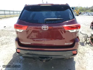 2018 Toyota Highlander SE with VIN 5TDJZRFH4JS833438, listed as a Copart auction lot 52311635 with 92,205 mi miles and Salvage Title. Bid and sale history available at carsss.com. Image 6.