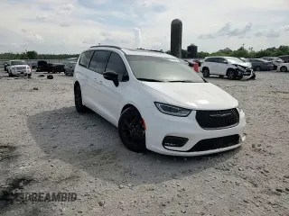 2024 Chrysler Pacifica Touring L with VIN 2C4RC1BG2RR116768, listed as a Copart auction lot 54598075 with 12,054 mi miles and Salvage title. Bid and sale history available at DreamBid. Image 14.