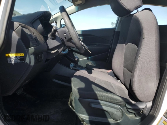 2014 Kia Rio LX with VIN KNADM4A38E6415462, listed as a Copart auction lot 52143555 with 60,079 mi miles and Salvage Title. Bid and sale history available at DreamBid. Image 7.