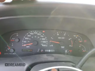 2003 Ford Excursion Special Serv z VIN 1FMSU41P43EC80167, wystawiony jako Copart lot #48924155 z przebiegiem 222 184 mil mil oraz Szkoda całkowita • Salvage title. Historia ofert i sprzedaży dostępna na DreamBid. Obrazek 9.