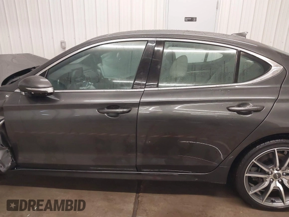 2022 Genesis G70 2.0T with VIN KMTG34TA3NU099724, listed as a IAAI auction lot 41384087 with 46,041 mi miles. Bid and sale history available at carsss.com. Image 14.