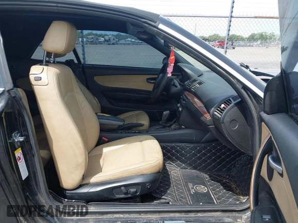 2008 BMW 1 Series 128i with VIN WBAUN13548VH79563, listed as a IAAI auction lot 42186957 with 154,400 mi miles and . Bid and sale history available at carsss.com. Image 5.