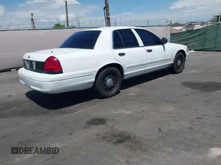 2008 Ford Police Interceptor с VIN 2FAFP71V58X173251, выставлен на аукционе IAAI как лот 42785750 с пробегом Не указан миль и . История ставок и продаж доступна на DreamBid. Изображение 4.