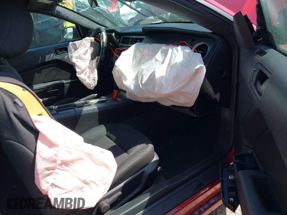 2014 Ford Mustang V6 с VIN 1ZVBP8AM8E5305838, выставлен на аукционе IAAI как лот 41923695 с пробегом 119 831 миль миль и . История ставок и продаж доступна на DreamBid. Изображение 5.