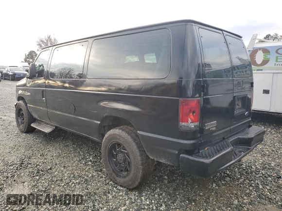 2008 Ford Econoline Passenger XL with VIN 1FBNE31L58DB44511, listed as a Copart auction lot 83866334 with 183,890 mi miles and Salvage Title. Bid and sale history available at carsss.com. Image 2.