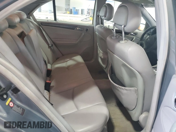 2004 Mercedes-Benz C 240 с VIN WDBRF61J54F547525, выставлен на аукционе Copart как лот 56064115 с пробегом Не указан миль и Списание • Salvage title. История ставок и продаж доступна на DreamBid. Изображение 10.