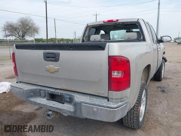 2008 Chevrolet Silverado 1500 with VIN 1GCEC19YX8Z293442, listed as a IAAI auction lot 41645039 with 128,008 mi miles and . Bid and sale history available at DreamBid. Image 4.