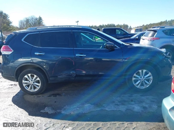 2015 Nissan Rogue SV with VIN 5N1AT2MV3FC924237, listed as a IAAI auction lot 41697027 with 139139 miles. Bid and sale history available at carsss.com. Image 13.