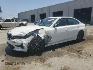 2022 BMW 3 Series 330i z VIN 3MW5R1J06N8C53916, wystawiony jako Copart lot #57076285 z przebiegiem 64 150 mil mil oraz Nie do naprawy. Historia ofert i sprzedaży dostępna na DreamBid. Obrazek 1.