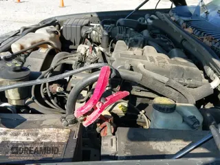 2007 Ford Explorer XLT с VIN 1FMEU63E87UB40249, выставлен на аукционе IAAI как лот 43167770 с пробегом 266 745 миль миль и . История ставок и продаж доступна на DreamBid. Изображение 12.