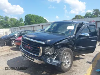 2010 GMC Sierra 1500 SLE z VIN 3GTRKVE37AG237387, wystawiony jako IAAI lot #42226235 z przebiegiem 181 766 mil mil oraz . Historia ofert i sprzedaży dostępna na DreamBid. Obrazek 17.
