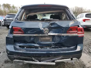 2020 Volkswagen Atlas S with VIN 1V2AP2CA0LC502282, listed as a Copart auction lot 84377224 with 40,327 mi miles and Salvage title. Bid and sale history available at DreamBid. Image 6.
