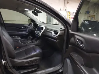 2018 GMC Acadia SLT z VIN 1GKKNULS6JZ214930, wystawiony jako IAAI lot #41850678 z przebiegiem 110 447 mil mil oraz . Historia ofert i sprzedaży dostępna na DreamBid. Obrazek 5.