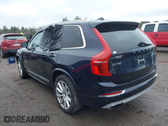 2016 Volvo XC90 T6 Inscription with VIN YV4A22PLXG1055034, listed as a IAAI auction lot 41937423 with 125,765 mi miles. Bid and sale history available at carsss.com. Image 3.