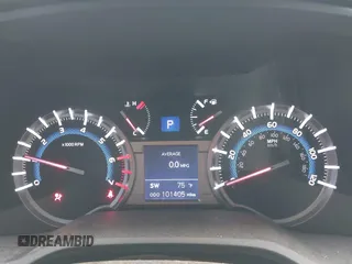 2018 Toyota 4Runner SR5 с VIN JTEZU5JR8J5187543, выставлен на аукционе IAAI как лот 42247276 с пробегом 101 405 миль миль и . История ставок и продаж доступна на DreamBid. Изображение 7.