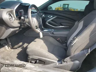 2019 Chevrolet Camaro 1LT z VIN 1G1FB1RX1K0150396, wystawiony jako Copart lot #52399395 z przebiegiem 90 181 mil mil oraz Szkoda całkowita • Salvage title. Historia ofert i sprzedaży dostępna na DreamBid. Obrazek 7.